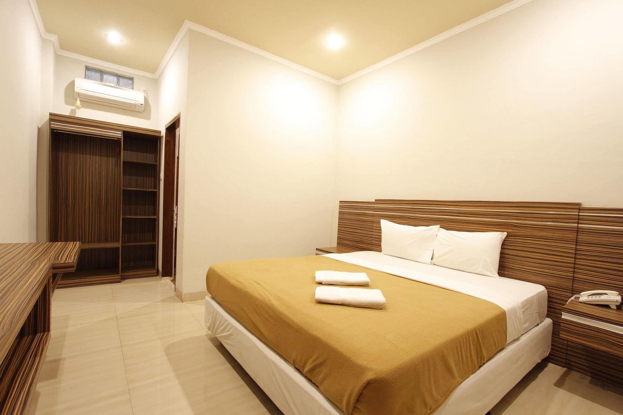 Palapa Hotel Mataram Eksteriør bilde