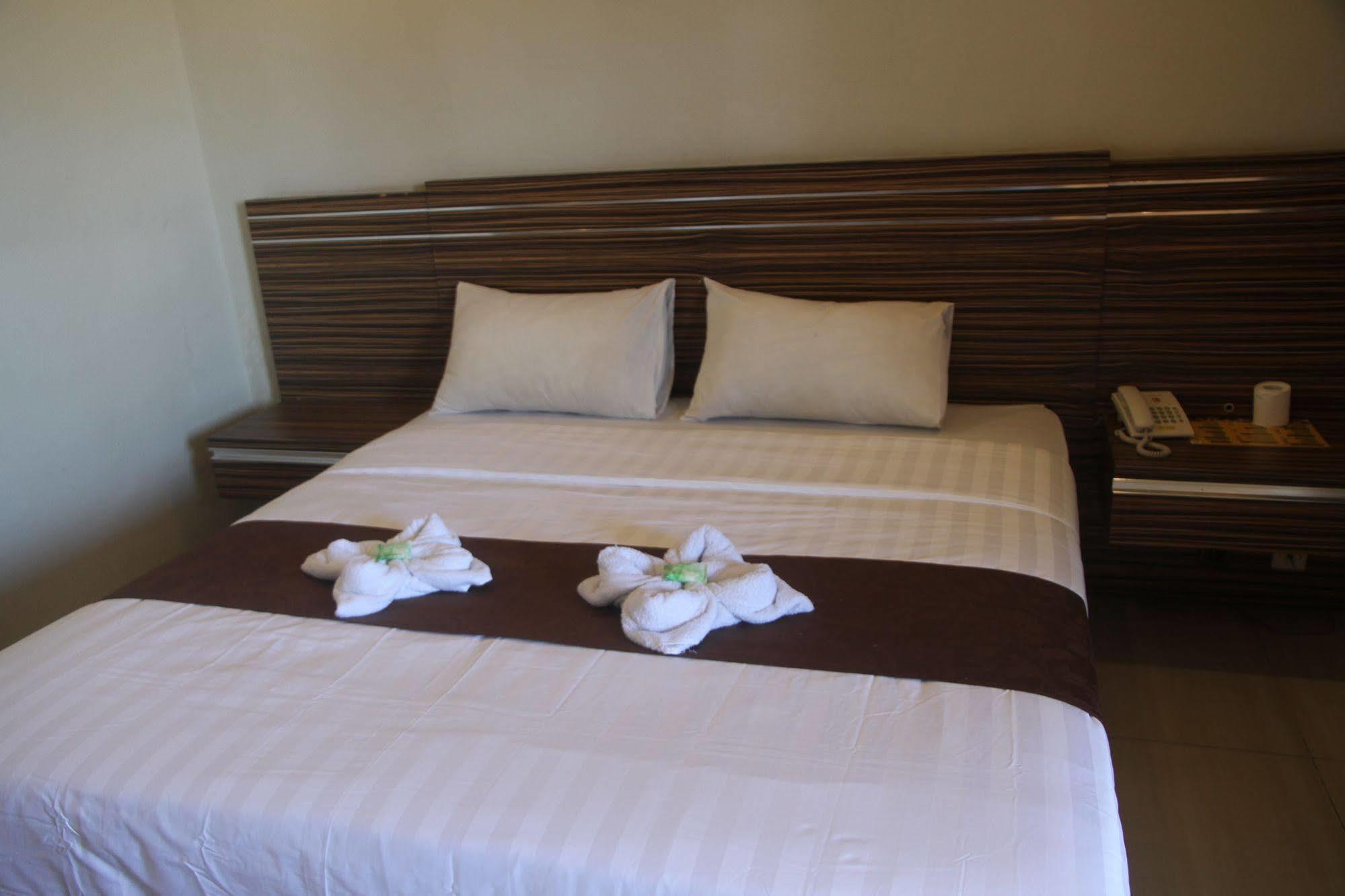 Palapa Hotel Mataram Eksteriør bilde
